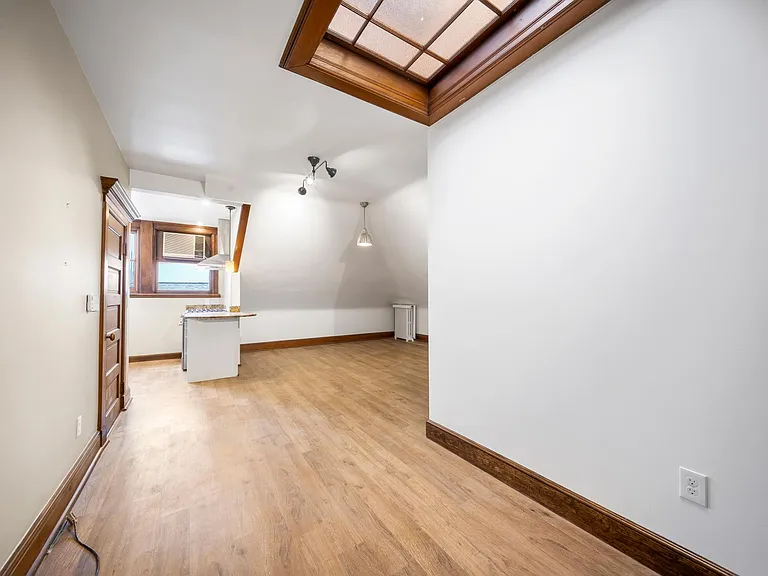 41 Fulton St #2 — Photo 1