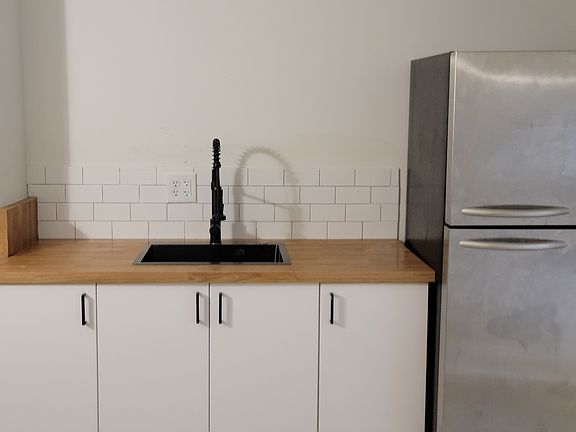 4th image of 1314 Egleston Ave #2