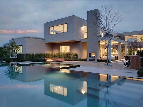 2nd image of 101 Ericas Ln