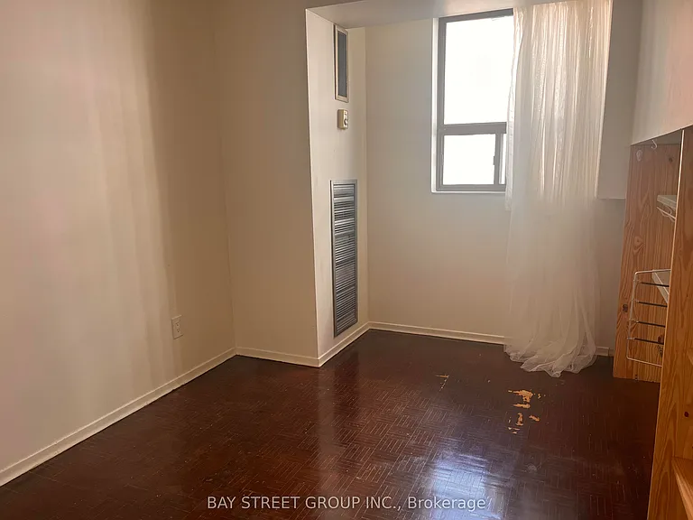 120 Saint Patrick St #706 — Photo 5