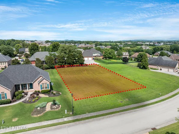 1520 Aberdeen Dr #98, Alcoa, TN 37701