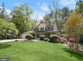 2940 Timber Wood Way, Herndon, VA 20171