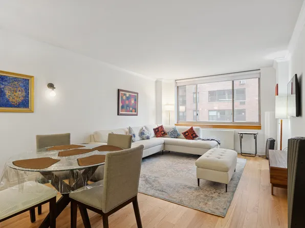 350 East 82nd Street image 1 of 12