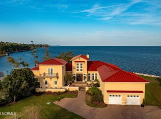 6054 Dolphin Road, Oriental, NC 28571