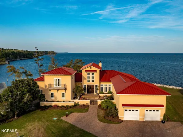 6054 Dolphin Road, Oriental, NC 28571