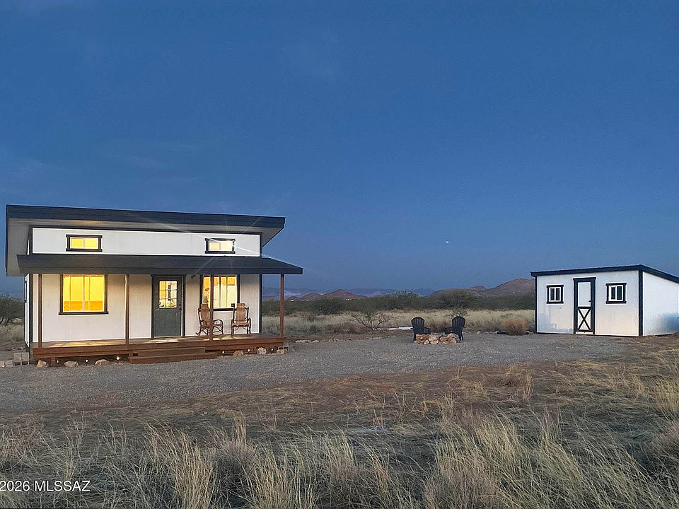 1st image of 206 E Highland Rd