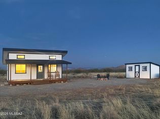 206 E Highland Rd, Pearce, AZ 85625