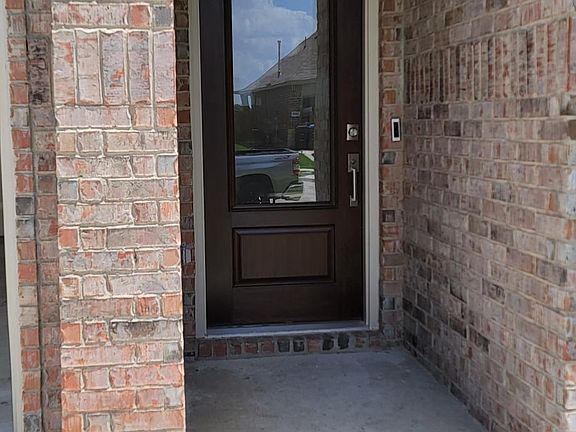 2nd image of 2508 Starwater Dr