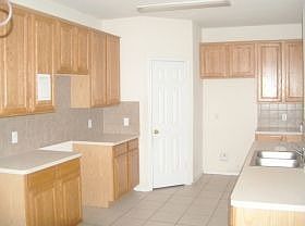2nd image of 732 Twin Creek Dr
