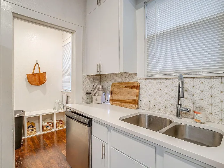 3103 Odessa Ave — Photo 18