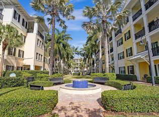 226 N Latitude Cir APT 307, Delray Beach, FL 33483