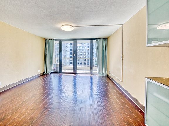 4th image of 255 SW Harrison St APT 11D