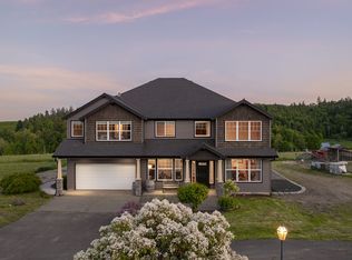 12450 SE Eola Hills Rd, Dayton, OR 97114