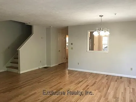 3 bed, 2.5 bath, $4,100 — Photo 3