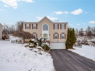 5122 Forest Ridge Dr, Mc Donald, PA 15057