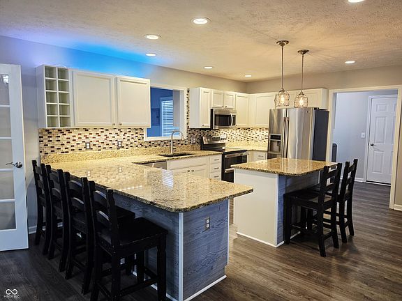 2nd image of 3144 Myrtle Dr