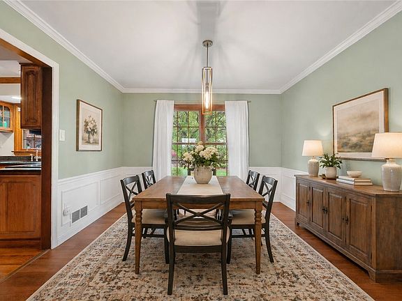 5th image of 6663 Chapel Dr