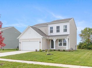 108 Heron Ave, Pataskala, OH 43062