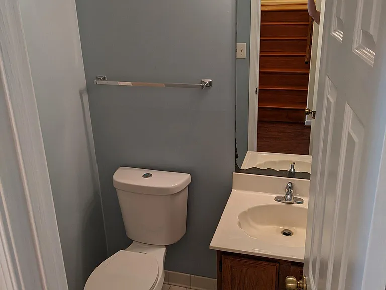 6076 Crown Royal Cir — Photo 23