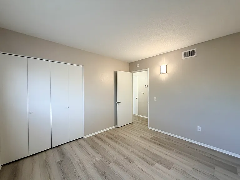 680 Magnolia Ave — Photo 13