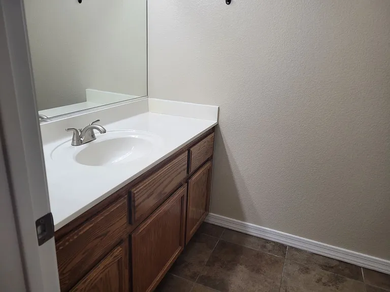 440 Hummingbird Dr — Photo 12