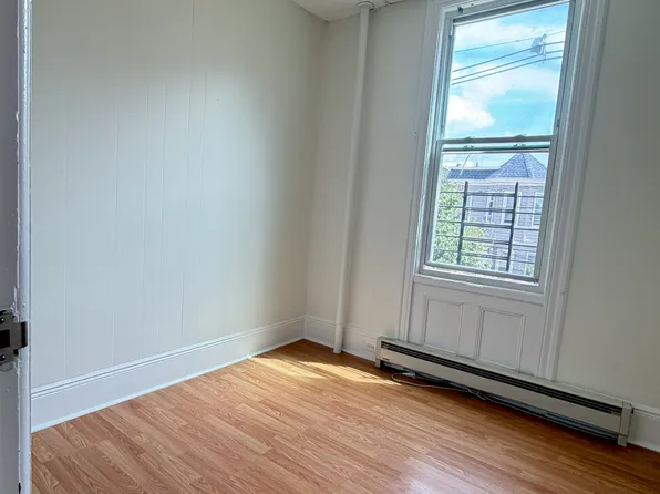 2305-2307 Kerrigan Ave #2, Union City, NJ 07087