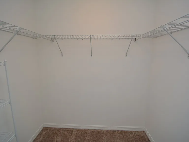 33 Rosecroft Ln #B — Photo 23