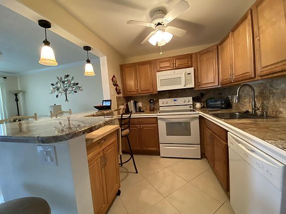 2nd image of 107 Southampton A