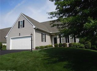 3 Chelsea Pl, Avon, CT 06001