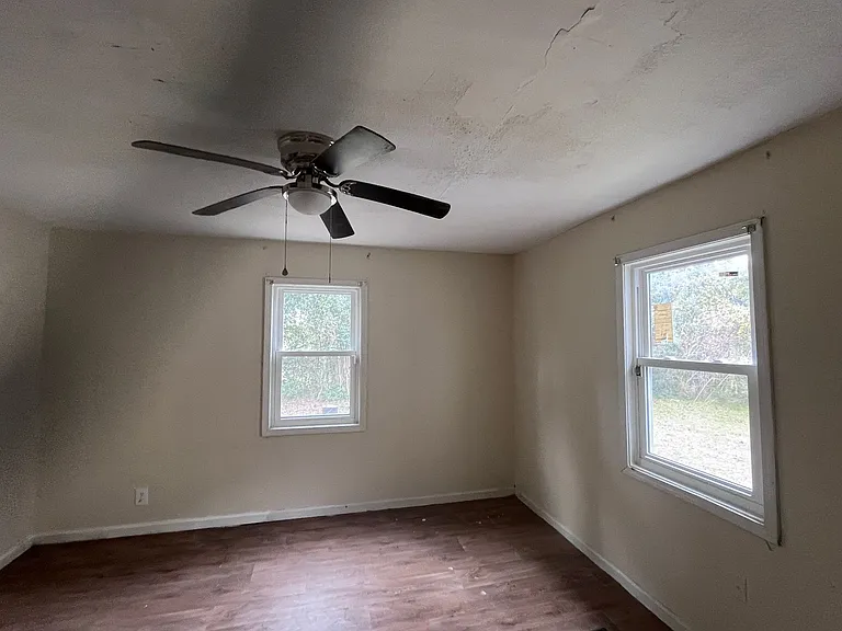 522 Virginia Ave — Photo 8