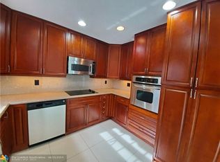 5425 NE 4th Ter, Fort Lauderdale, FL 33334