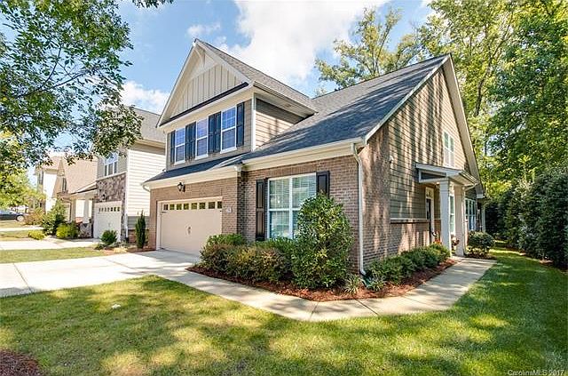 1st image of 4628 Blackmuir Wood Cres