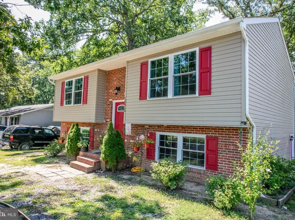 10818 Leavells Rd, Fredericksburg, VA 22407