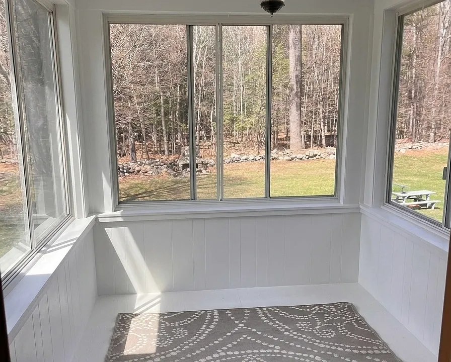 Three season porch