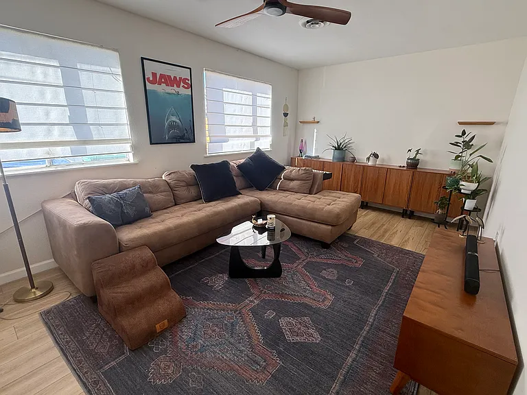 43045 Delaware St — Photo 8