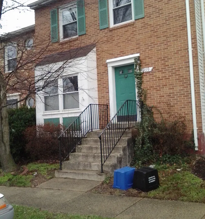 3019 Hickory Grove Ct