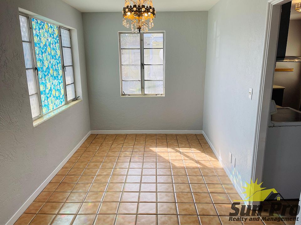 1st image of 339 Golf Blvd