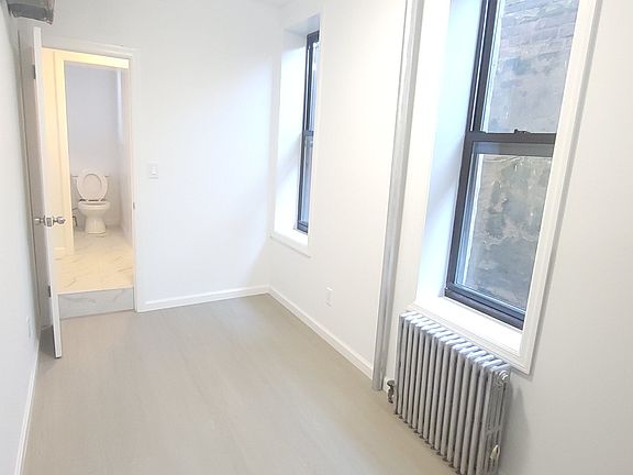 2nd image of 77 Mulberry St APT 13
