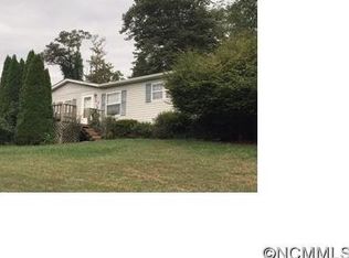 57 Happy Valley Rd, Asheville, NC 28806