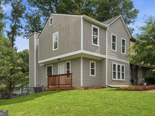 1269 Brookview Ln SE, Smyrna, GA 30080