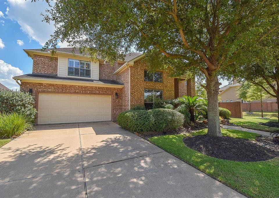 1st image of 17419 Shoal Lake Ln