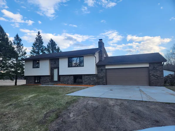 1127 Stark Rd, Harris, MN 55032