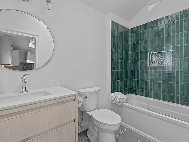 34 E Bowery St — Photo 17