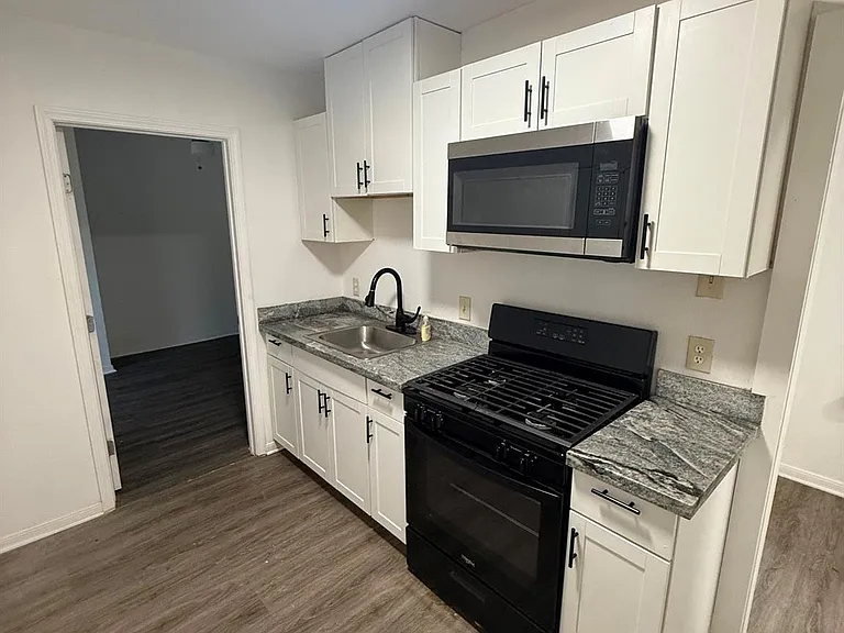 1417 Sheryl St — Photo 4