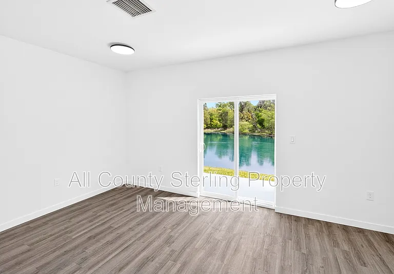1611 NW 29th Rd #3 — Photo 11