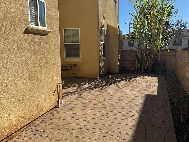 759 E Sierra Madre Ave — Photo 20