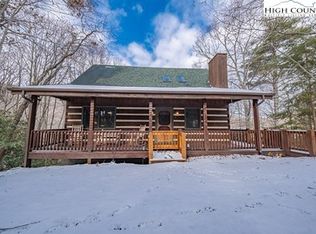 208 Little Boulder Ln, Banner Elk, NC 28604