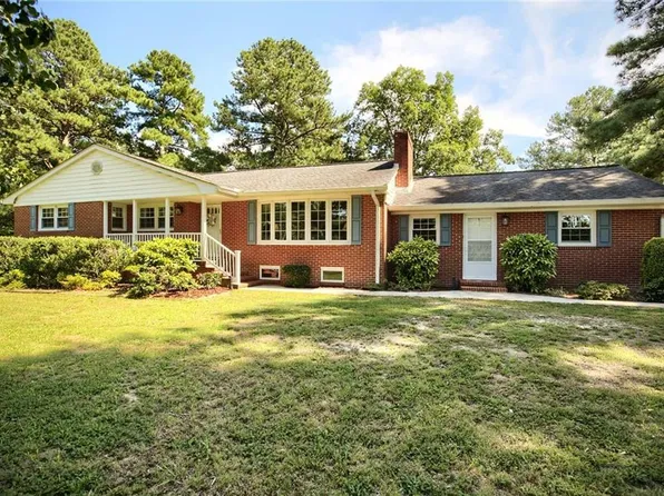 685 Lewis B Puller Memorial Hwy, Saluda, VA 23149