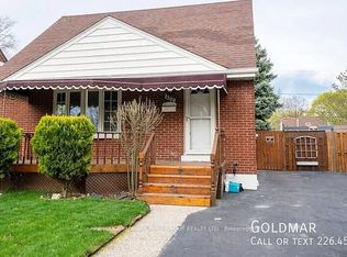 1308 Tilston Dr, Windsor, ON N9B 3C7