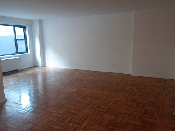 3rd image of 405 E 56th St APT 3E